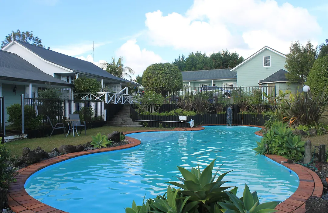 Ash Grove Boutique Motel-1
